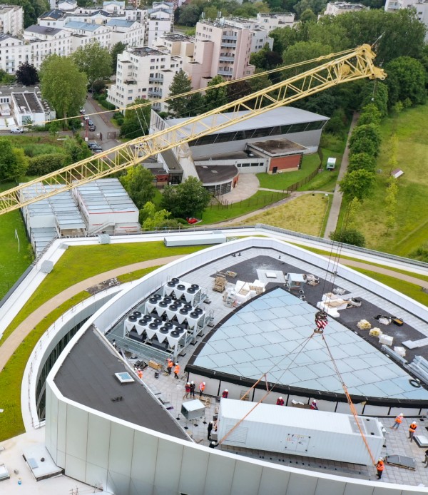 Levage d&#039;un groupe électrogène de 20T